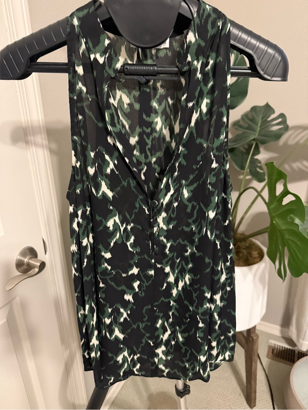 A.L.C. Black, Green and White Printed Sleeveless V-Neck Camisole